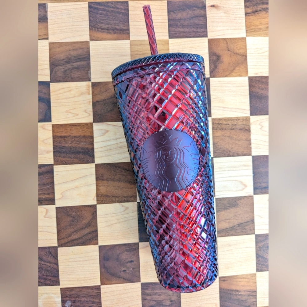 Starbucks Holiday 2021 Red Merlot Jewel Cold Cup  Tumbler Venti 24oz NWOT